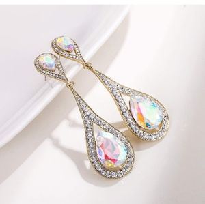 Jewelery (give me description for your choice)